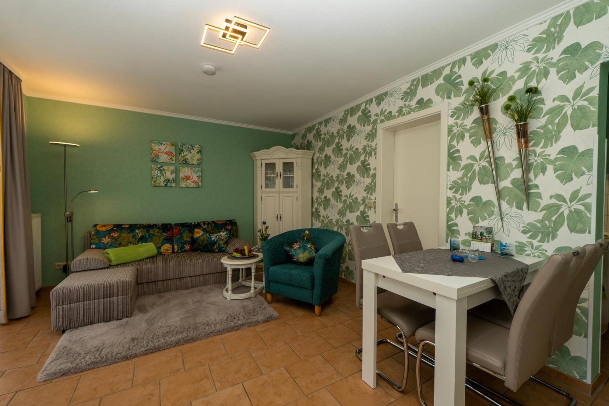 Haus Mozart Fewo Mit Balkon Binz Exterior foto